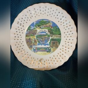 Beautiful Rock City Souvenir Plate with Gold Accents